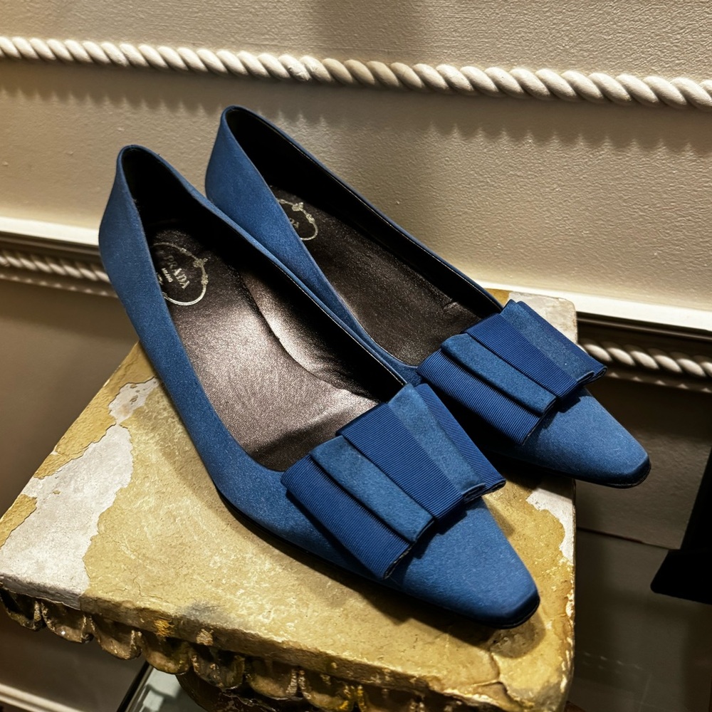 Prada Kitten Heels 40.5 Blue Satin Bow